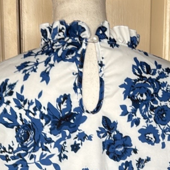 Floral Print Flouncy Sleeve High Ruffle Neckline Pearl Button Keyhole Detail - Picture 8 of 14